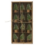 Minis sapins de Noël enneigés - vert - H 6,5 cm - Petits décors d'étalage